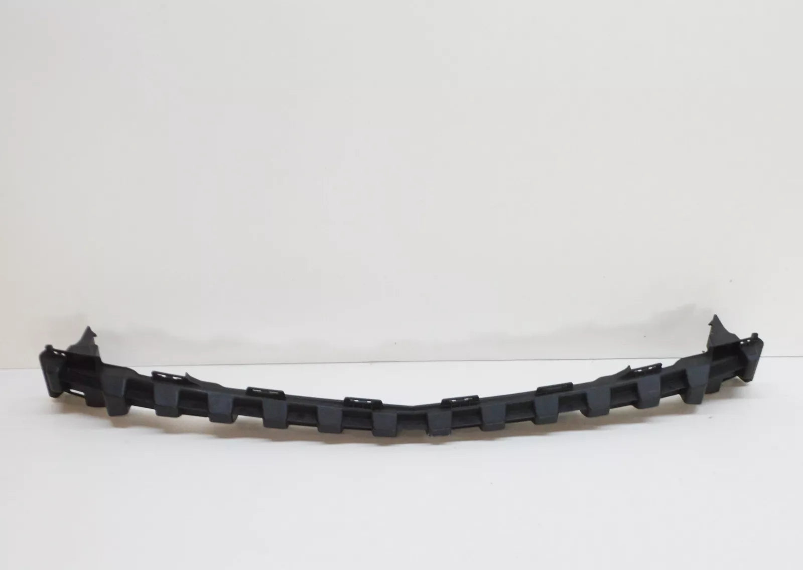 NEW MERCEDES-BENZ C-CLASS W204 FRONT BUMPER LOWER BRACKET A2048852765 ORIGINAL