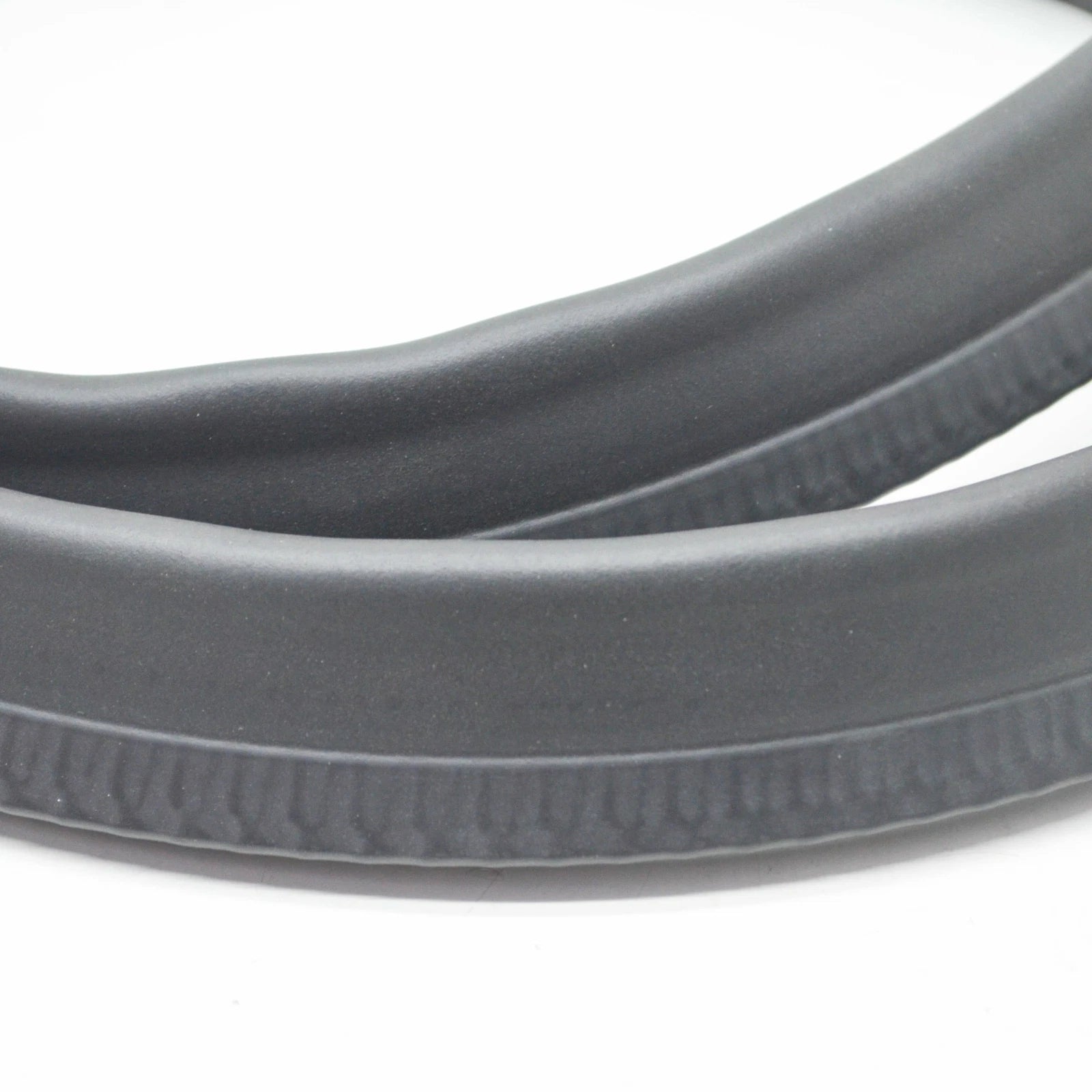 NEW MERCEDES-BENZ E W213 ENGINE BONNET HOOD RUBBER SEAL A2138870098