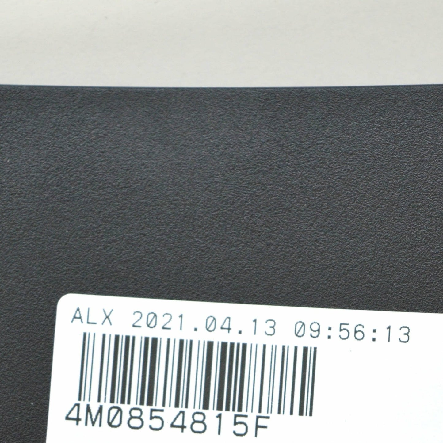 NEW AUDI Q7 4M REAR LEFT FORWARD QUARTER PANEL SPLASH SHIELD 4M0854815F ORIGINAL