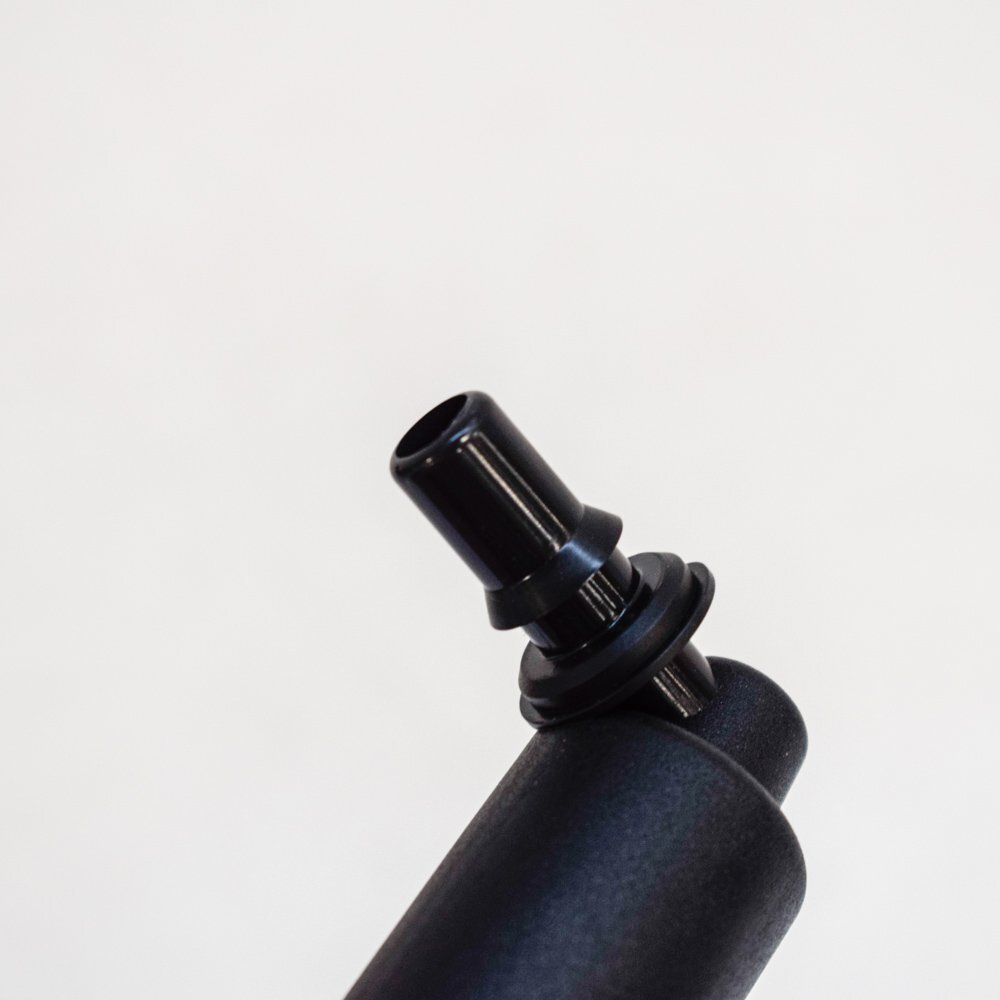 NEW VW SCIROCCO RIGHT SIDE HEADLIGHT WASHER 1K8955104A ORIGINAL