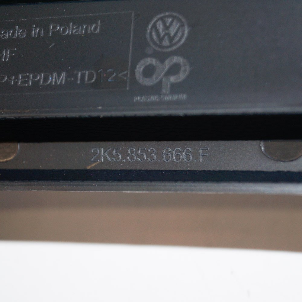 NEW VOLKSWAGEN CADDY 2K FRONT RIGHT FOG LIGHT GRILLE 2K5853666F9B9 ORIGINAL