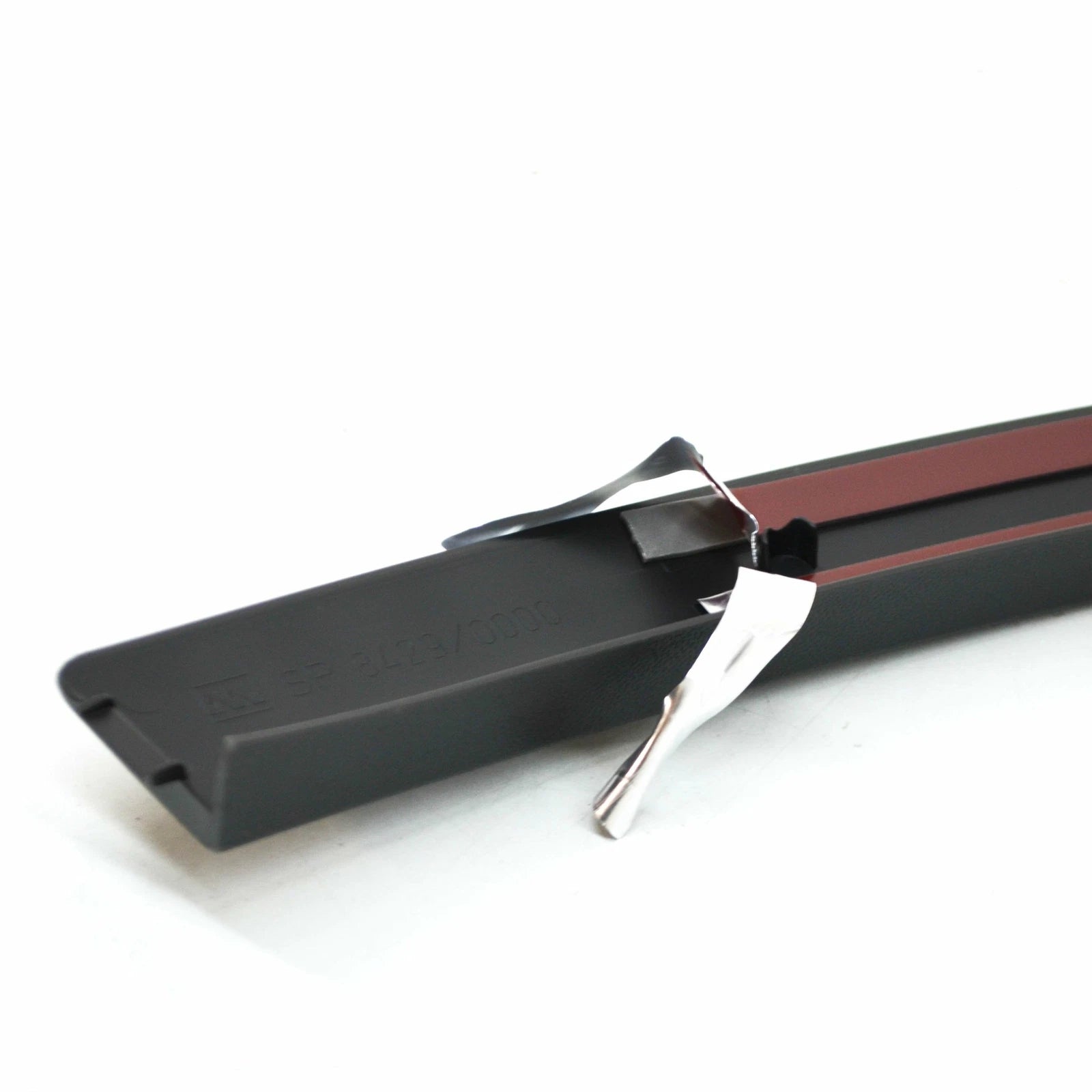 NEW MERCEDES-BENZ GLC X253 FRONT RIGHT FENDER ARCH MOLDING A2538857506