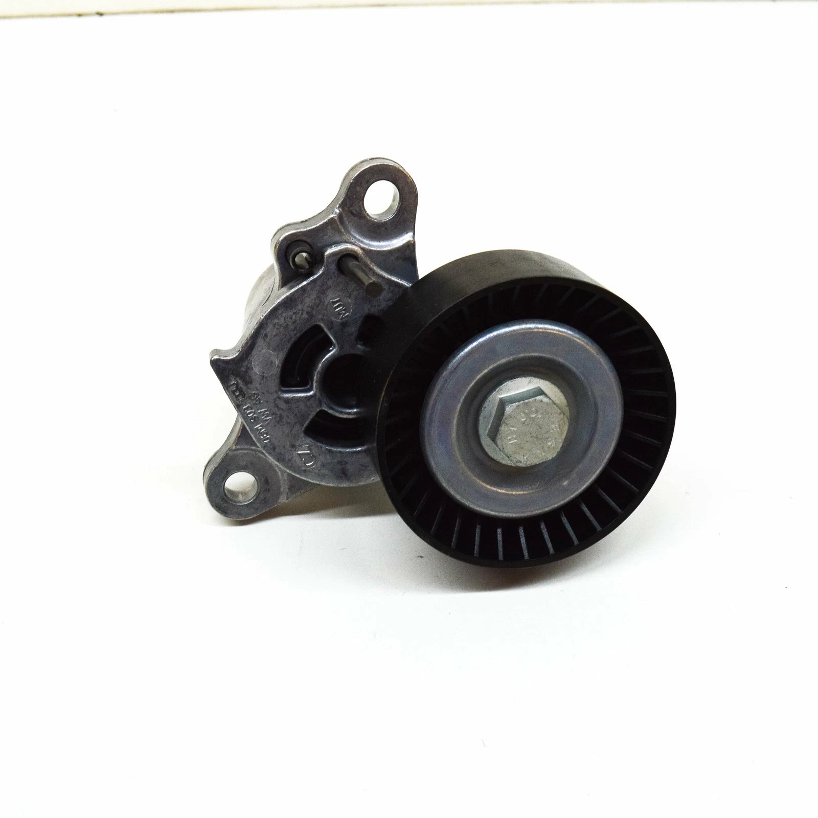 NEW AUDI Q5 FY ACCESSORY DRIVE BELT TENSIONER ASSEMBLY 06M903133J ORIGINAL