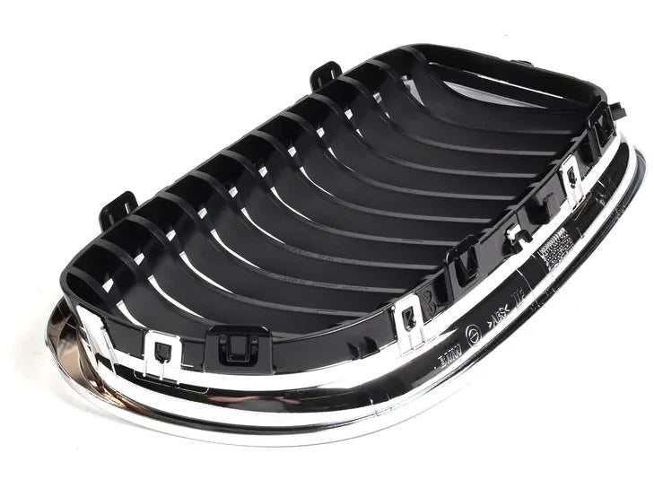 NEW BMW 3 E90 FRONT RADIATOR LEFT KIDNEY CHROME GRILLE 51137201967 ORIGINAL