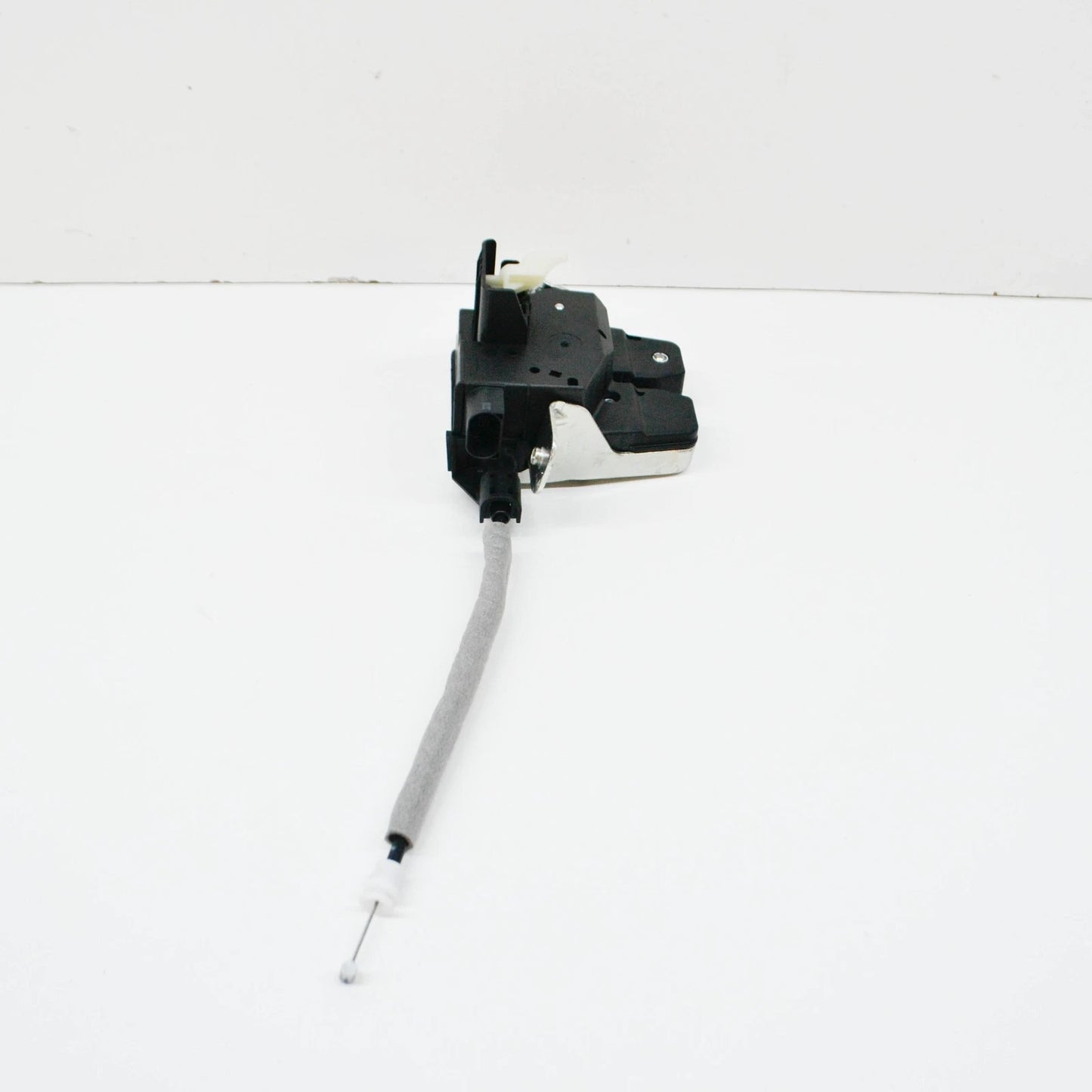 NEW MERCEDES-BENZ VITO W447 TAILGATE LOCK A4477400335 ORIGINAL