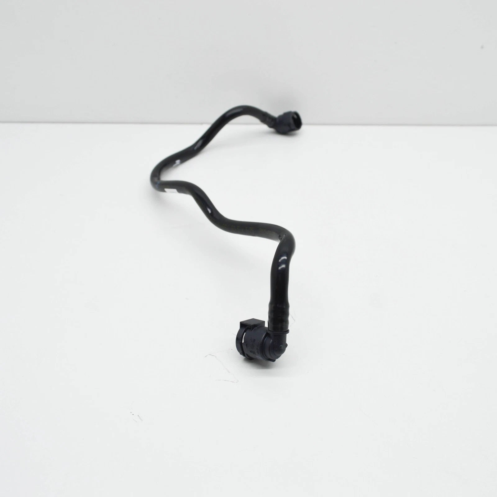 NEW BMW 3 F30 CYLINDER HEAD-EXPANSION TANK TUIBE HOSE 17125A22621 ORIGINAL