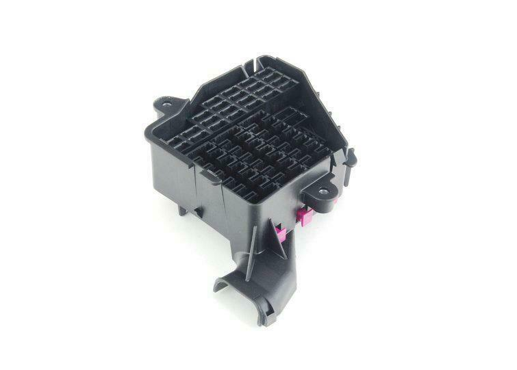 NEW AUDI A4 B7 FUSE HOLDER LHD 8D1941824 ORIGINAL