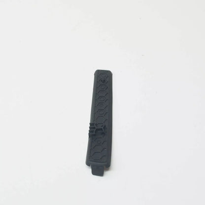 NEW AUDI Q5 PANEL TRIM CUP INSERT RUBBER 80B8632824PK 2016