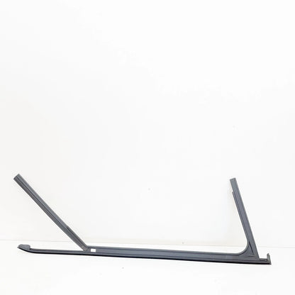 NEW MERCEDES-BENZ A W176 FRONT LEFT DOOR WINDOW GUIDE RAIL A1767251100 ORIGINAL