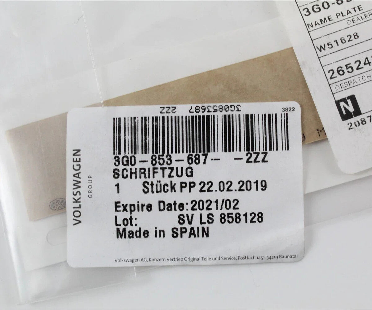 new volkswagen passat b8 3g rear inscription badge 3g0853687a2zz original