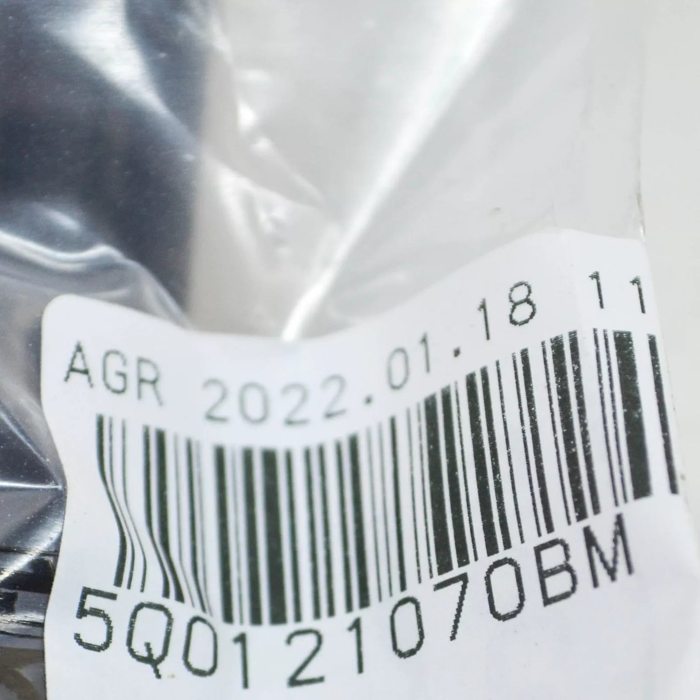 NEW VOLKSWAGEN ARTEON 3H7 WATER COOLANT PIPE HOSE 5Q0121070BM ORIGINAL