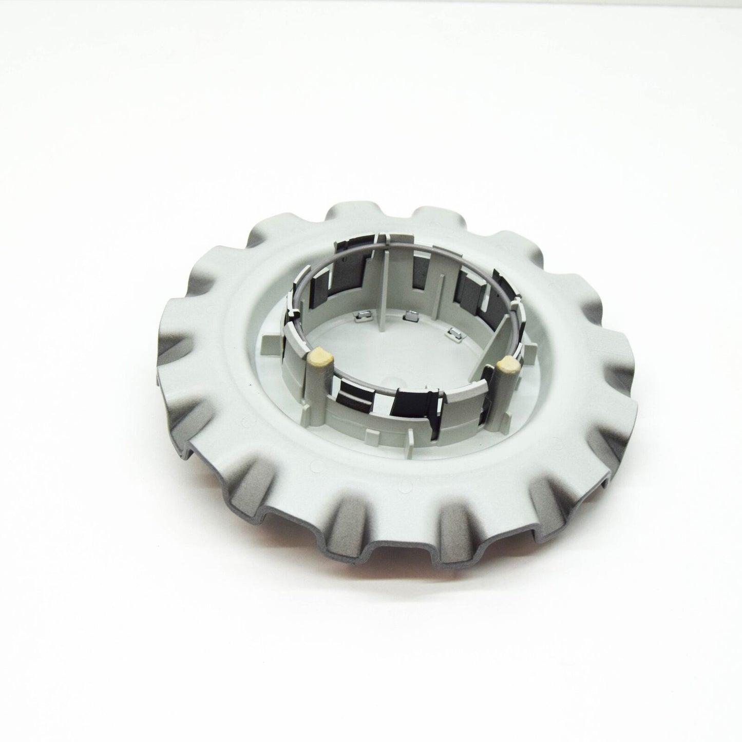 NEW MERCEDES-BENZ GLA H247 WHEEL HUB COVER CAP A00040069007756 ORIGINAL