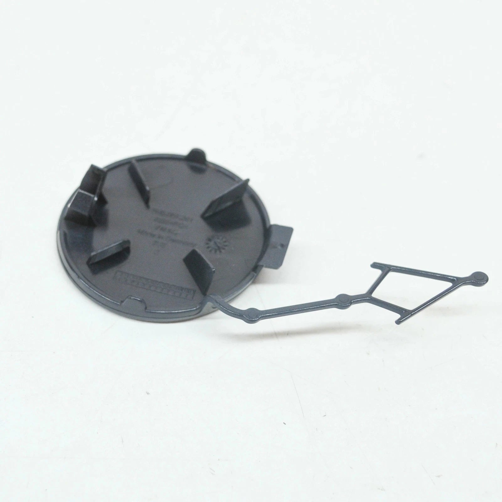 NEW VOLKSWAGEN GOLF MK8 CD FRONT BUMPER TOW HOOK EYE COVER 5H0807241GRU