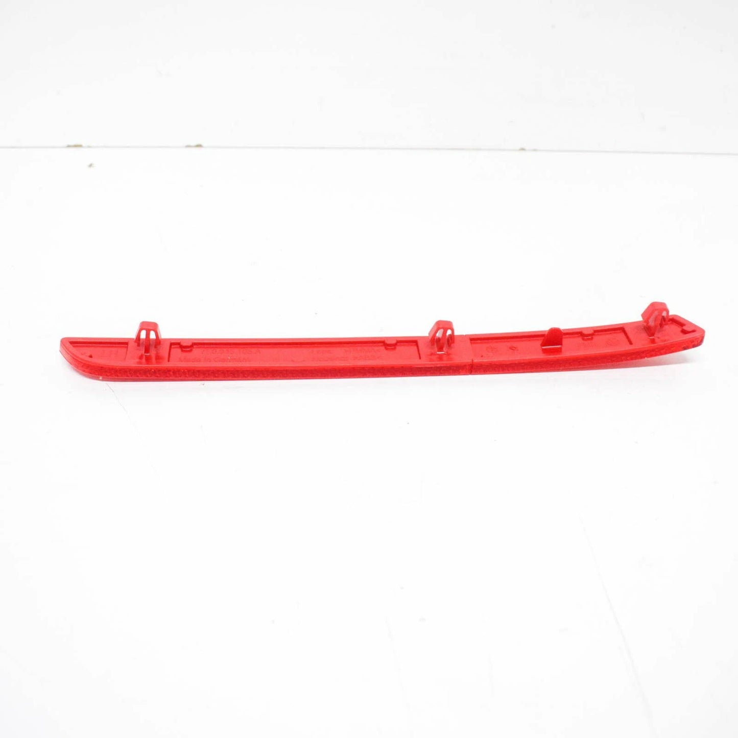 NEW VOLKSWAGEN TRANSPORTER T5 REAR LEFT LIGHT REFLECTOR 7E0945105A