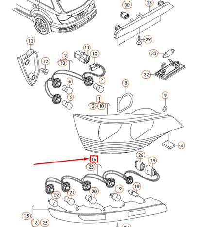 NEW AUDI Q5 8R REAR TAIL LIGHT BULB CARRIER WITH CABLES 8R0945221B