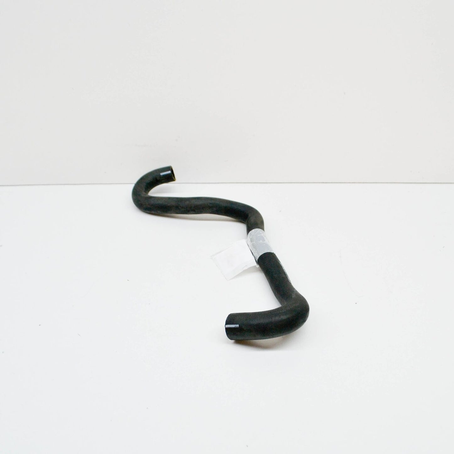 NEW MB SPRINTER W906 FEED LINE TO ENGINE WATER PUMP HOSE A9068321123 ORIGINAL