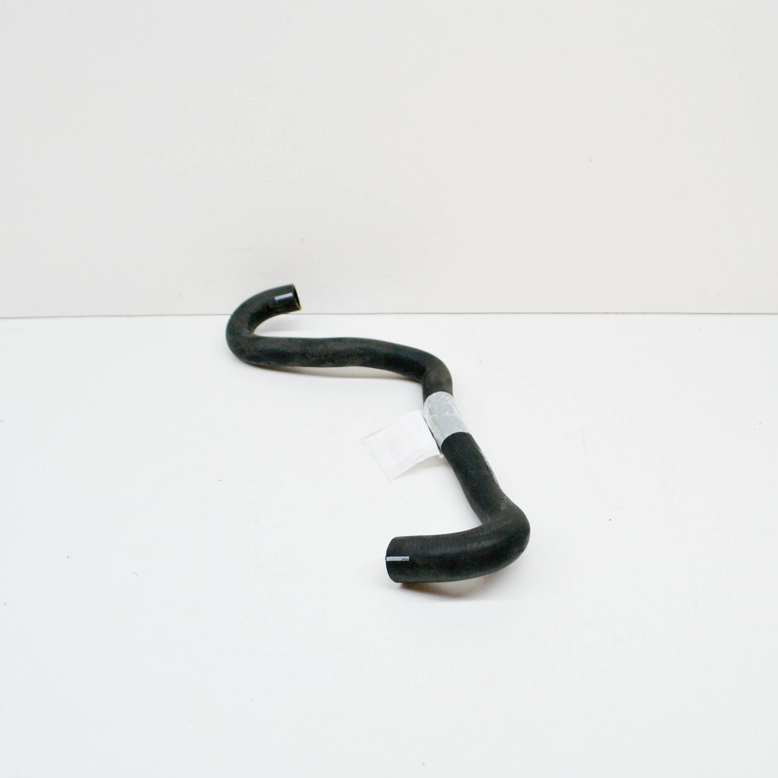 NEW MB SPRINTER W906 FEED LINE TO ENGINE WATER PUMP HOSE A9068321123 ORIGINAL