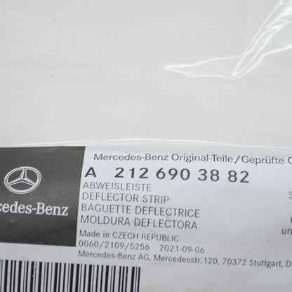 NEW MB E W212 REAR RIGHT DOOR BOTTOM DEFLECTOR STRIP A2126903882 ORIGINAL