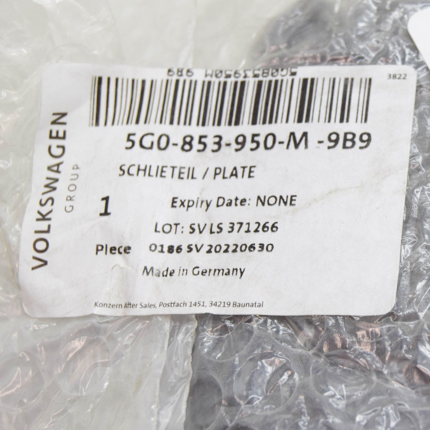 NEW VOLKSWAGEN GOLF MK7 R FRONT RIGHT CLOSING ELEMENT 5G0853950M9B9 ORIGINAL