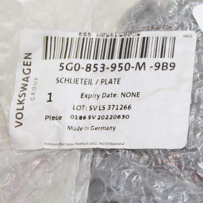 NEW VOLKSWAGEN GOLF MK7 R FRONT RIGHT CLOSING ELEMENT 5G0853950M9B9 ORIGINAL