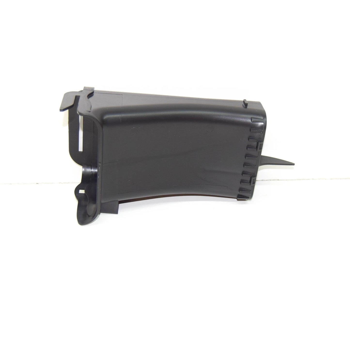 NEW BMW 1 F20 1.5I 70KW INTAKE DUCT 13717597584 2015 ORIGINAL