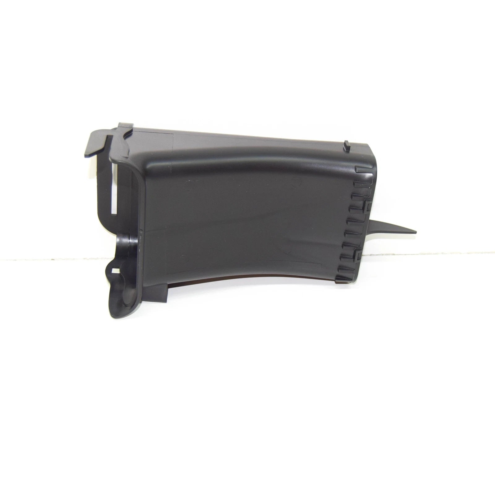 NEW BMW 1 F20 1.5I 70KW INTAKE DUCT 13717597584 2015 ORIGINAL