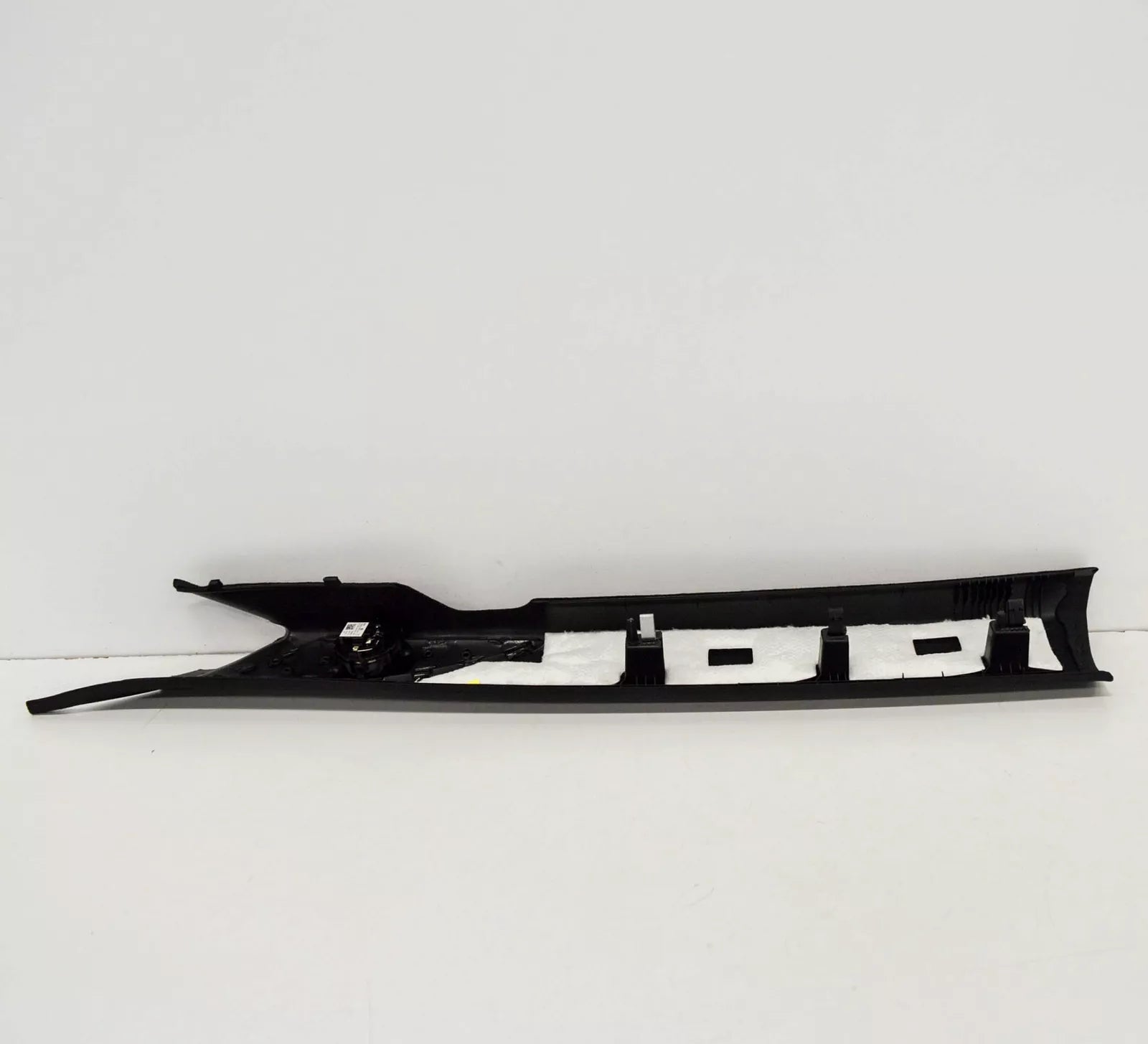 NEW VW GOLF MK7 FRONT RIGHT UPPER A PILLAR TRIM 5G0867234RZB5 ORIGINAL