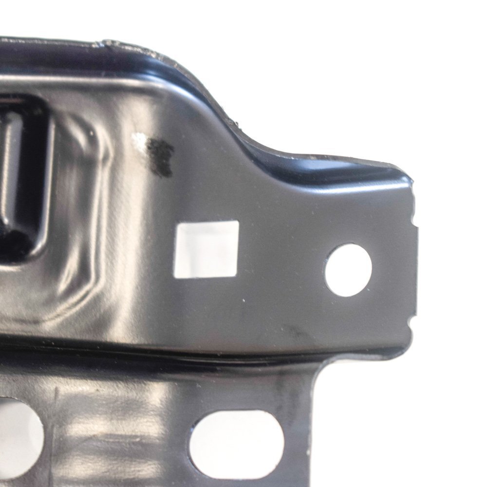 NEW VW PASSAT FRONT CENTER SUPPORT FOR LOCK CARRIER B8 561805567B ORIGINAL