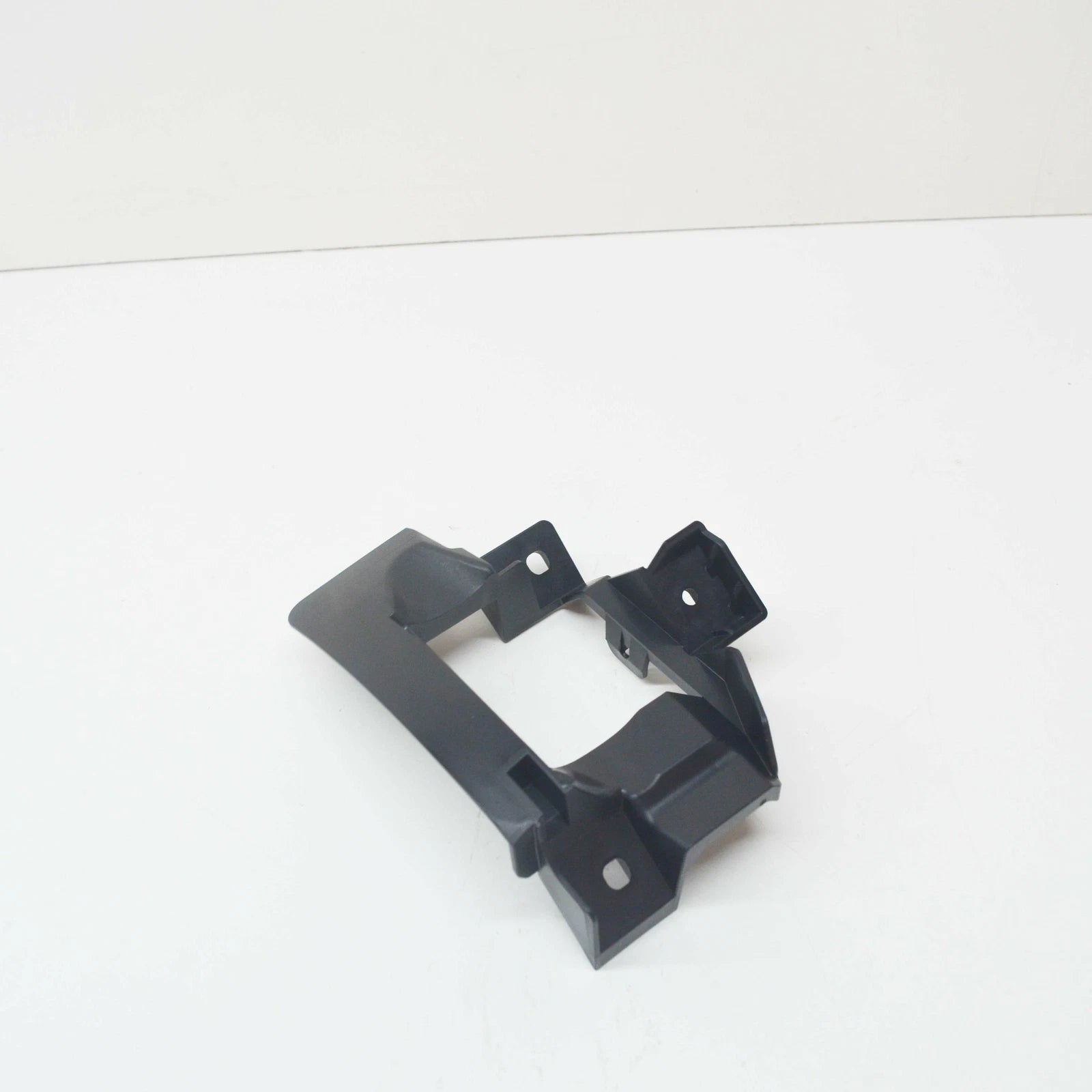 NEW AUDI Q7 REAR LEFT LANE CHANGE ASSIST BRACKET 80A907907B 2017 ORIGINAL