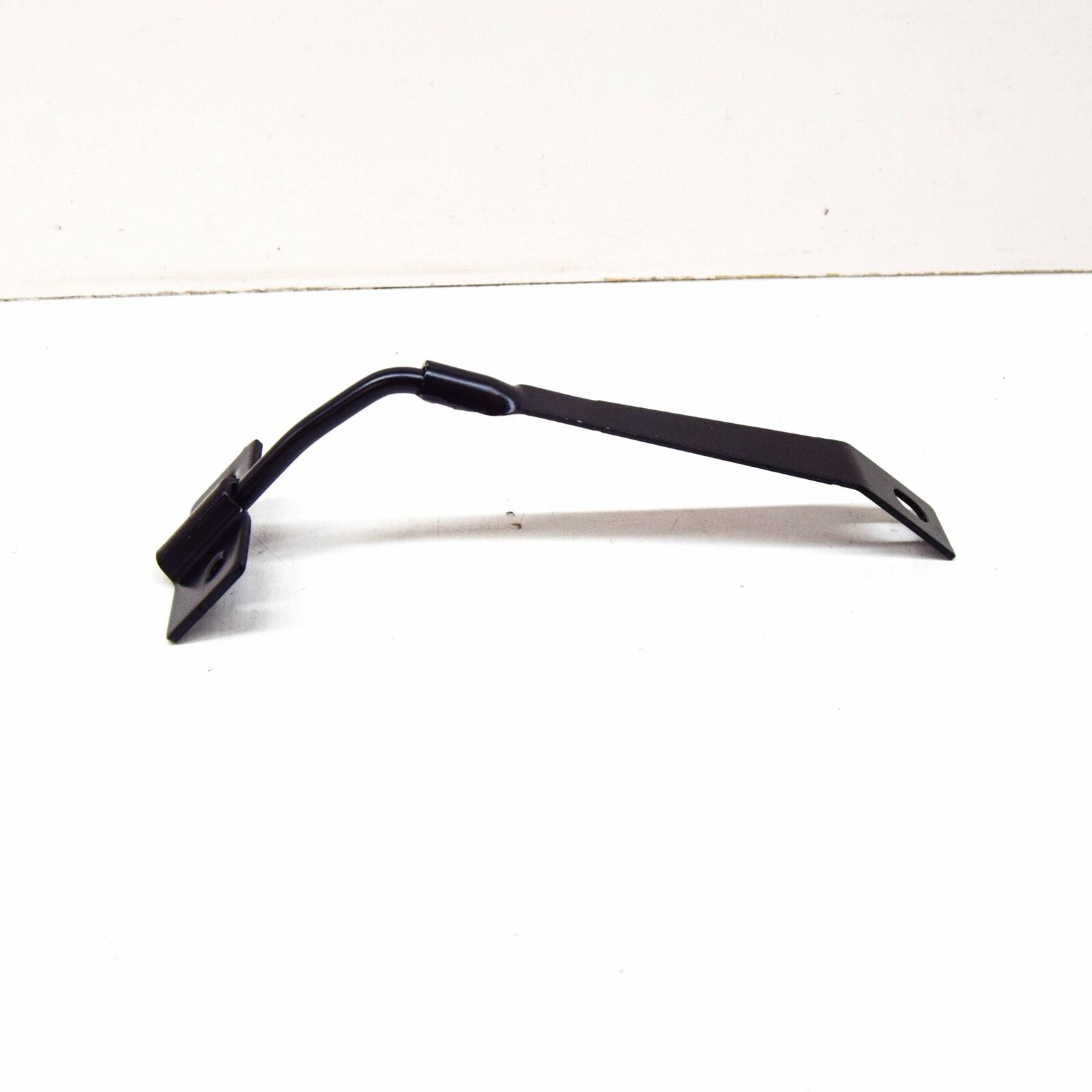 NEW AUDI A3 CABRIO 8V FRONT BONNET HOOD LOCK SUPPORT 8V5823485 ORIGINAL