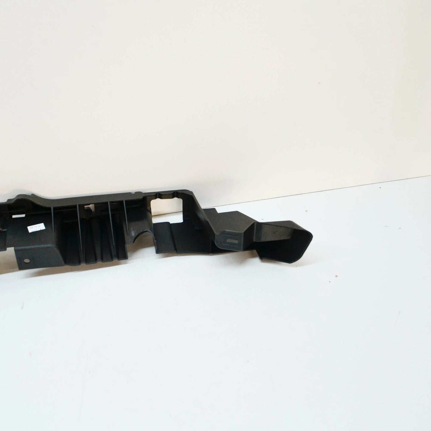 NEW BMW X7 G07 TRUNK REAR RIGHT SIDE MEMBER PAD 51477438978 ORIGINAL