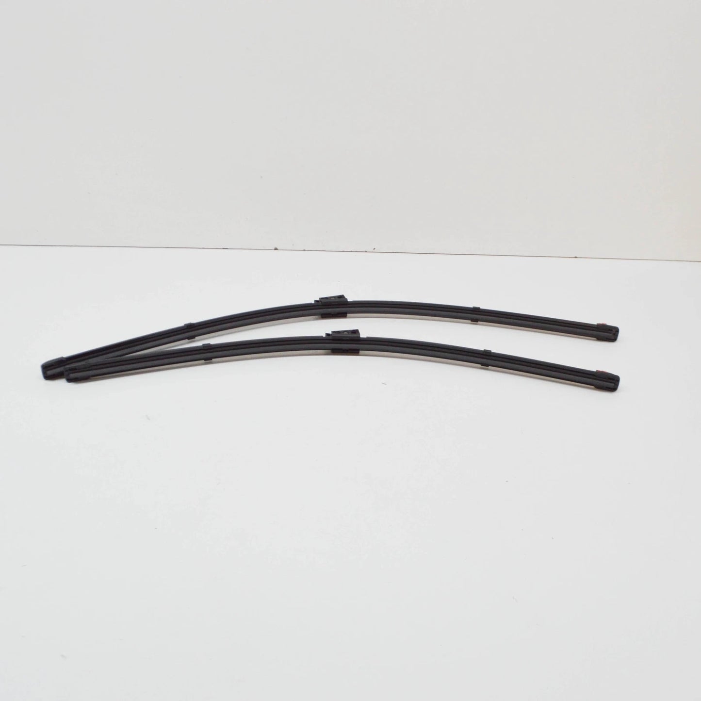 NEW MERCEDES-BENZ GLB X247 FRONT WIPER BLADE SET LHD A2478201202 ORIGINAL
