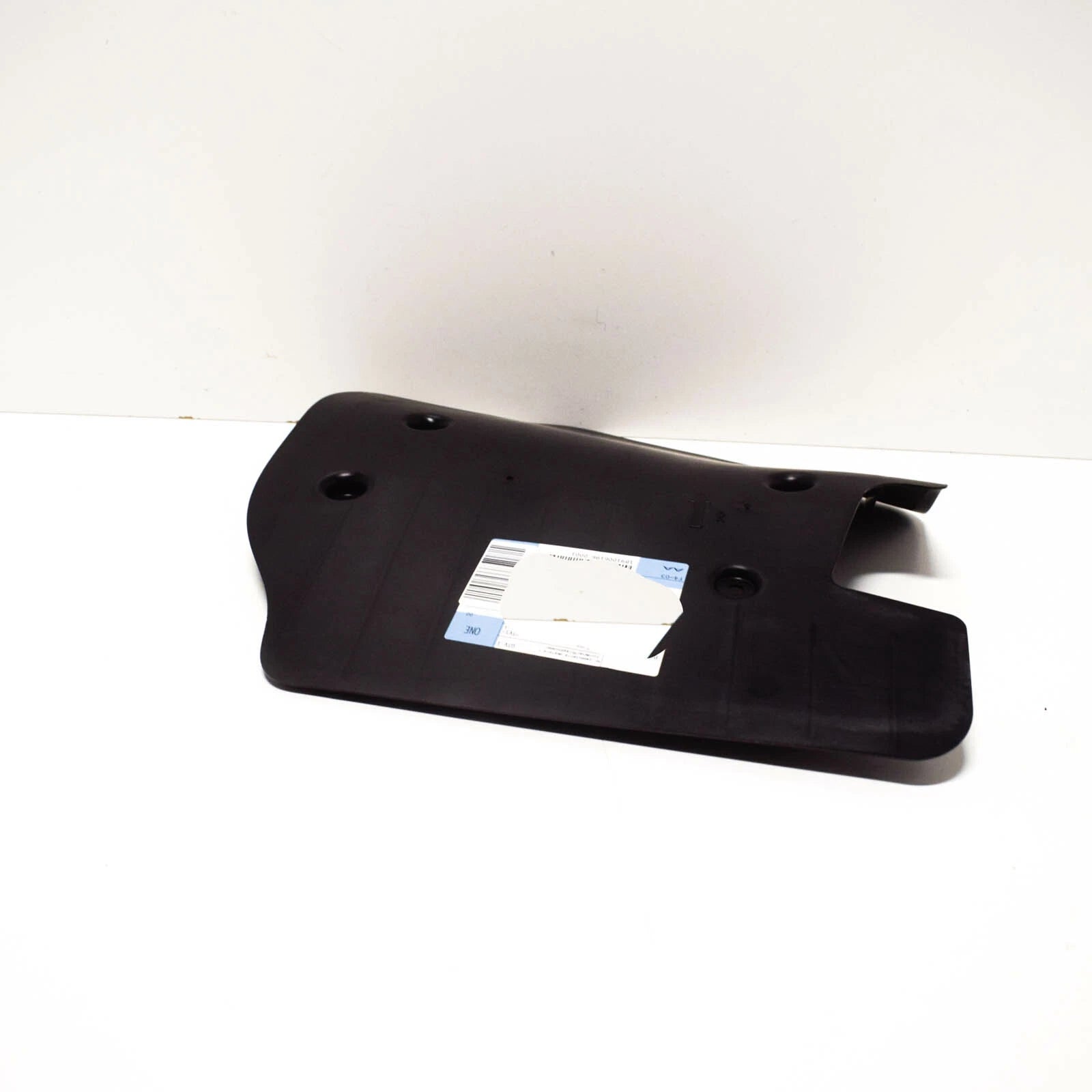 NEW BMW 7 G11 REAR AXLE SUPPORT RIGHT COVERING 33306861144 6861144 ORIGINAL