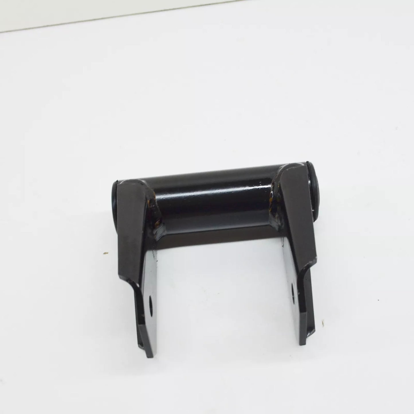 NEW MB SPRINTER W903 REAR SPRING TO SPRING BRACKET SHACKLE A9013200063