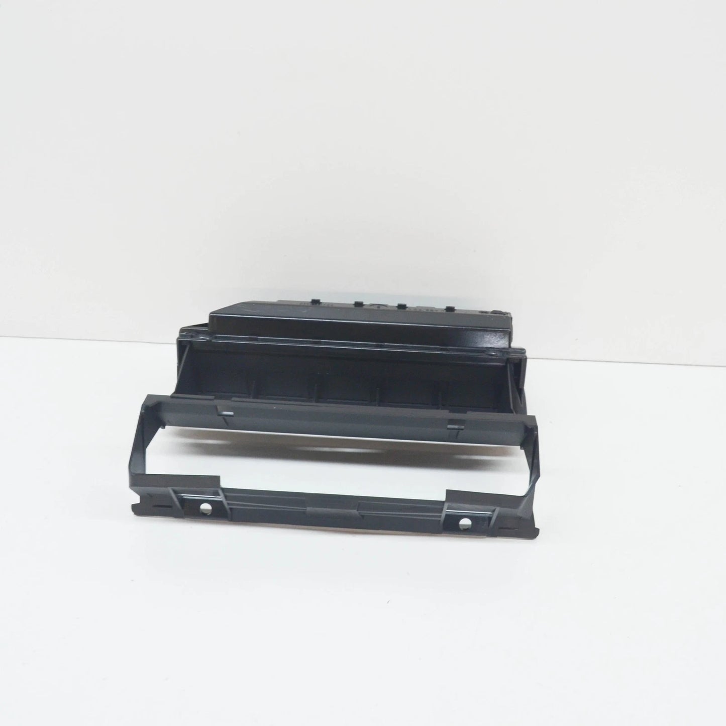 NEW BMW 3 E46 STORING PARTITION CARRIER 51168205378 ORIGINAL