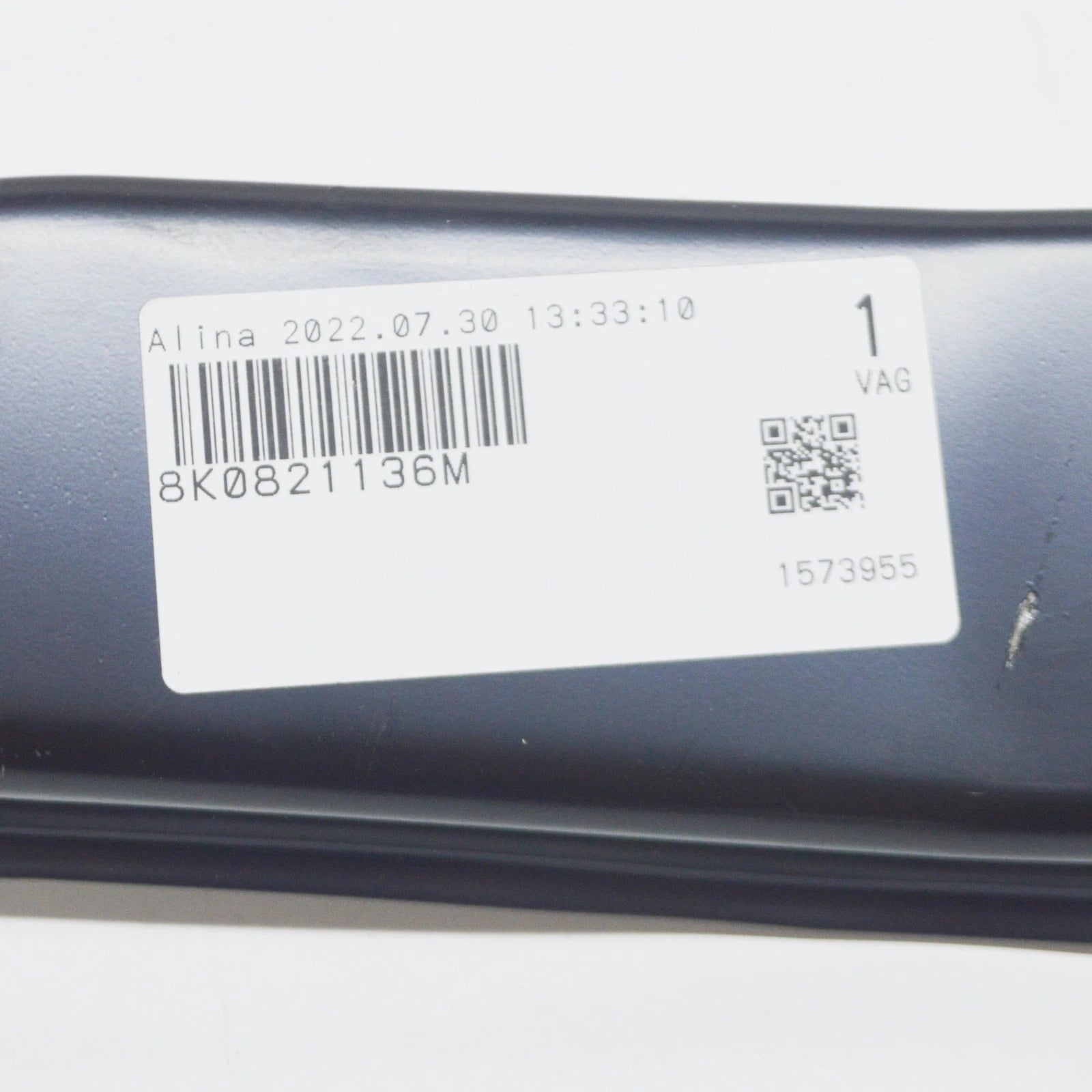 NEW AUDI A4 B8 FRONT RIGHT FENDER LOWER BRACE 8K0821136M