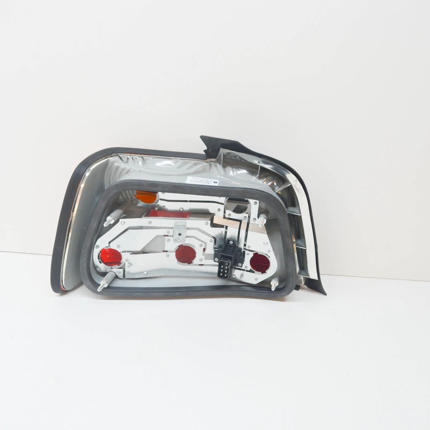 NEW BMW E36 SEDAN RIGHT TAIL FOG LIGHT 1387362 63211387362 ORIGINAL