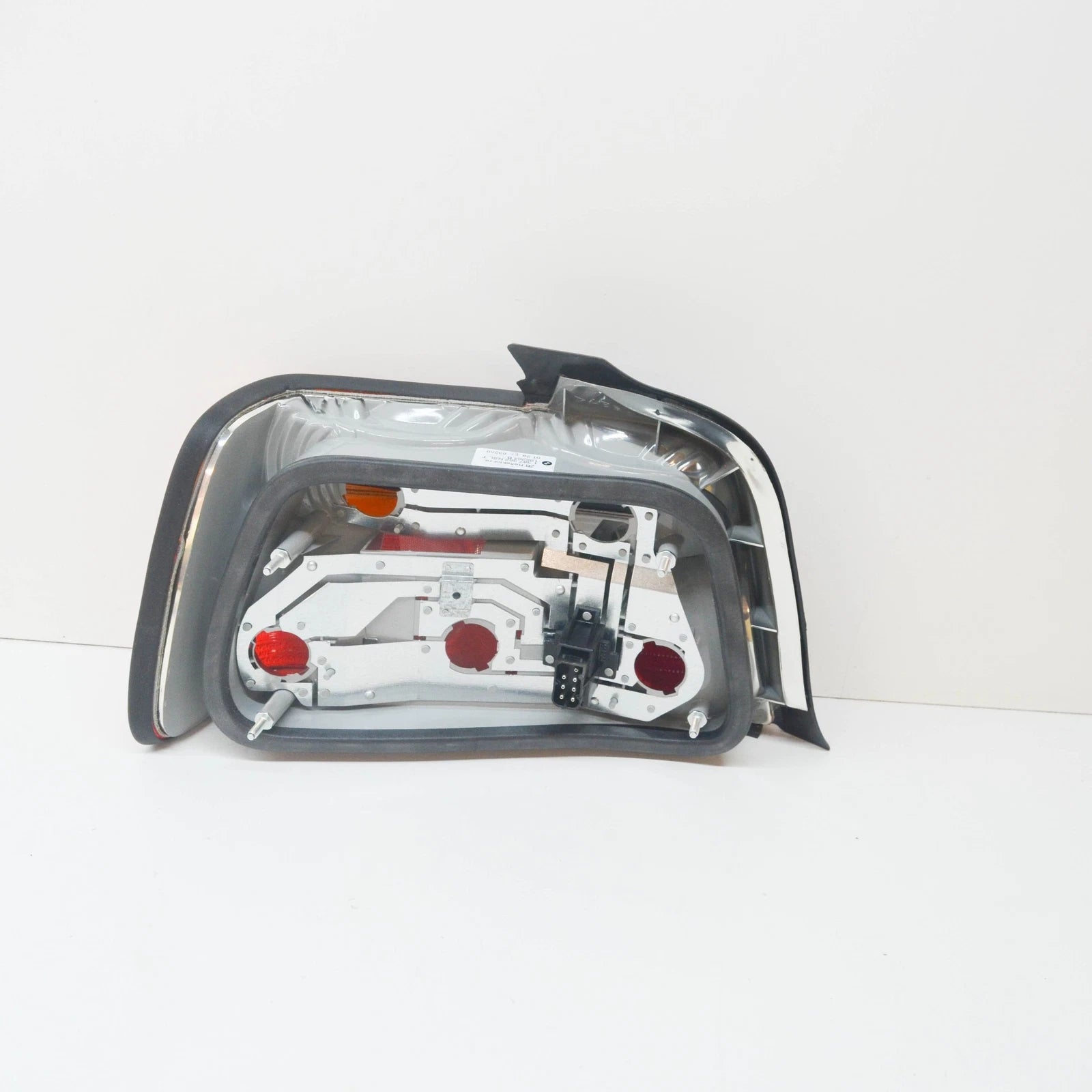 NEW BMW E36 SEDAN RIGHT TAIL FOG LIGHT 1387362 63211387362 ORIGINAL