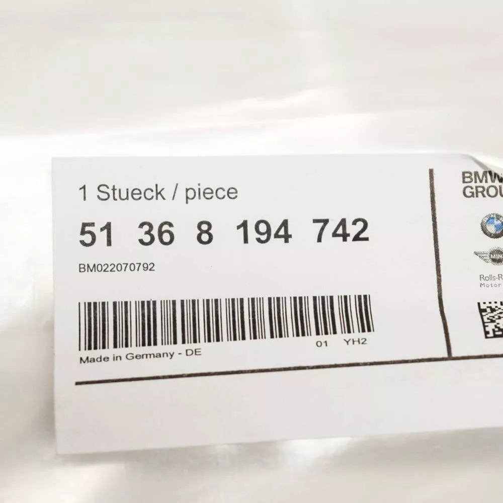 NEW BMW 3 E46 REAR RIGHT LOWER WINDOW WEATHERSTRIP SEAL 51368194742 ORIGINAL