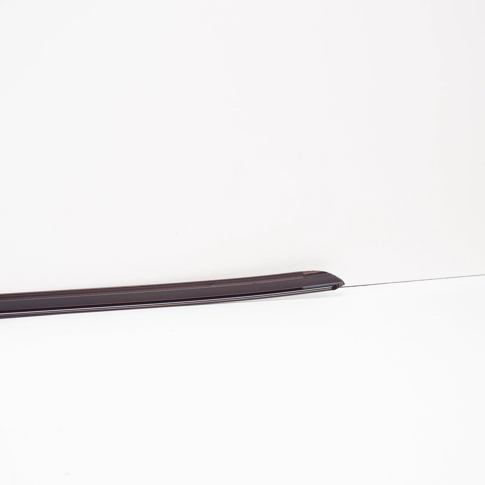 NEW BMW X6 E71 FRONT WINDSHIELD LEFT DRIP MOULDING TRIM 51317250403 ORIGINAL