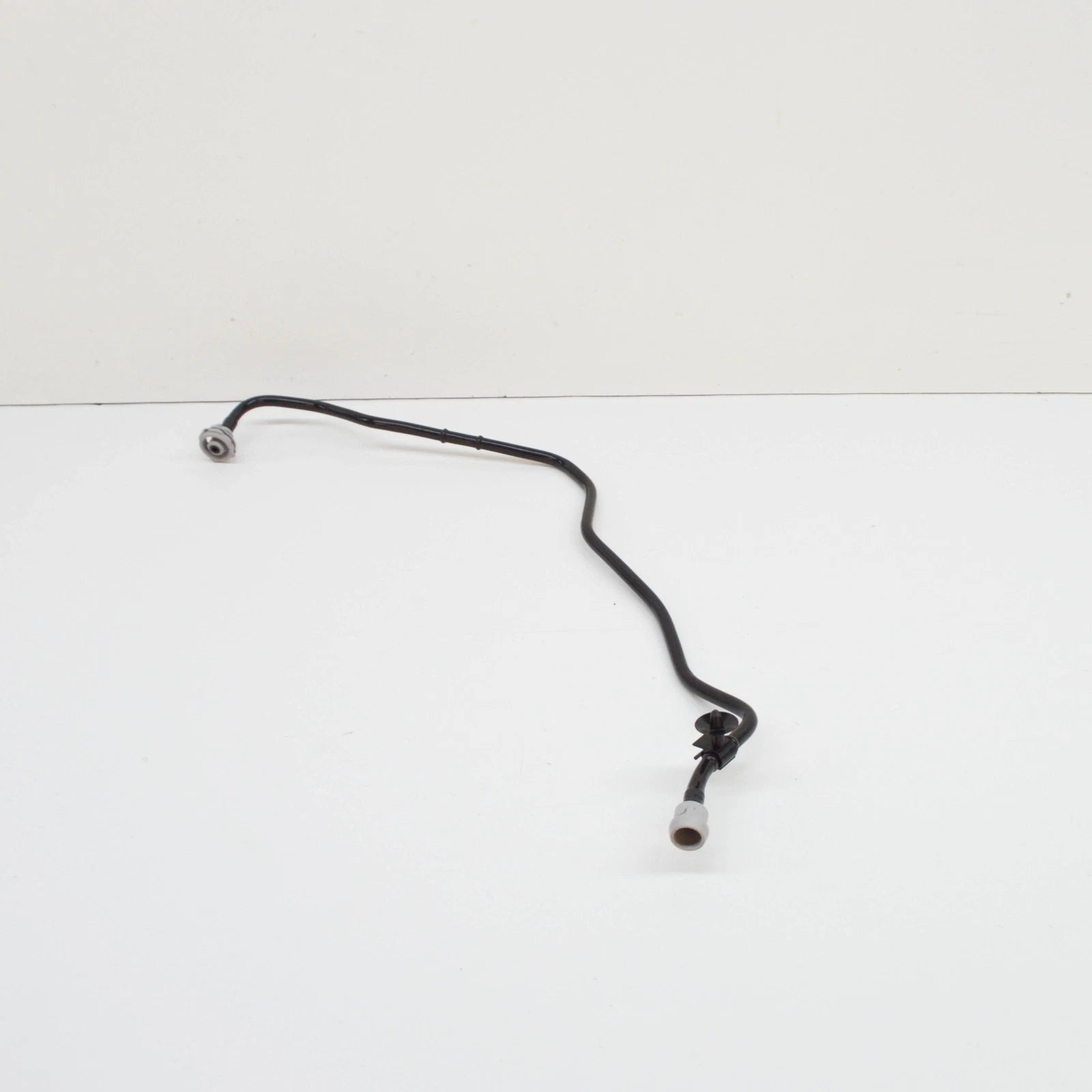 NEW AUDI A6 AVANT C7 REAR RIGHT ENGINE BREATHER LINE 4G0121081BM ORIGINAL