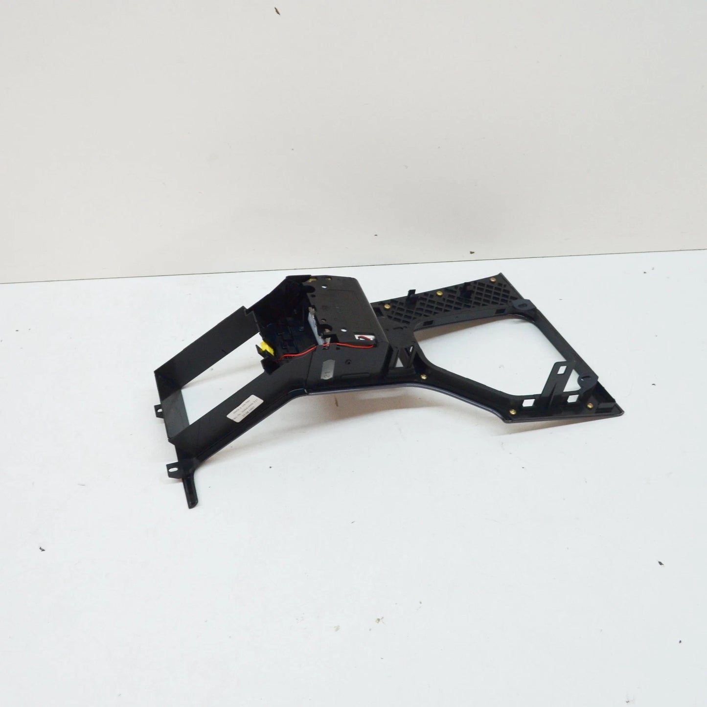 NEW BMW 5 E39 CENTER CONSOLE INSERT 51168196986 8196986 ORIGINAL