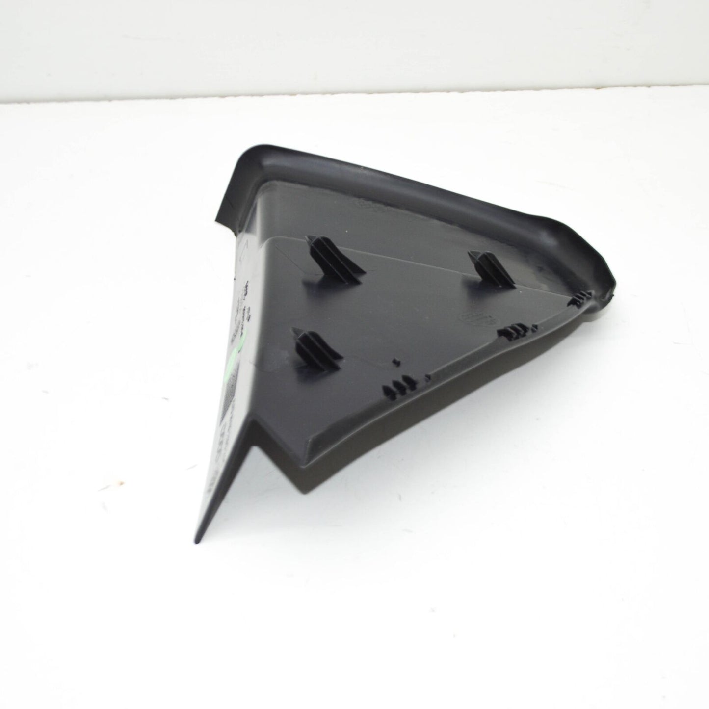 NEW AUDI E-TRON GT REAR LEFT TAILLIGHT TRIM 4J3945253 ORIGINAL