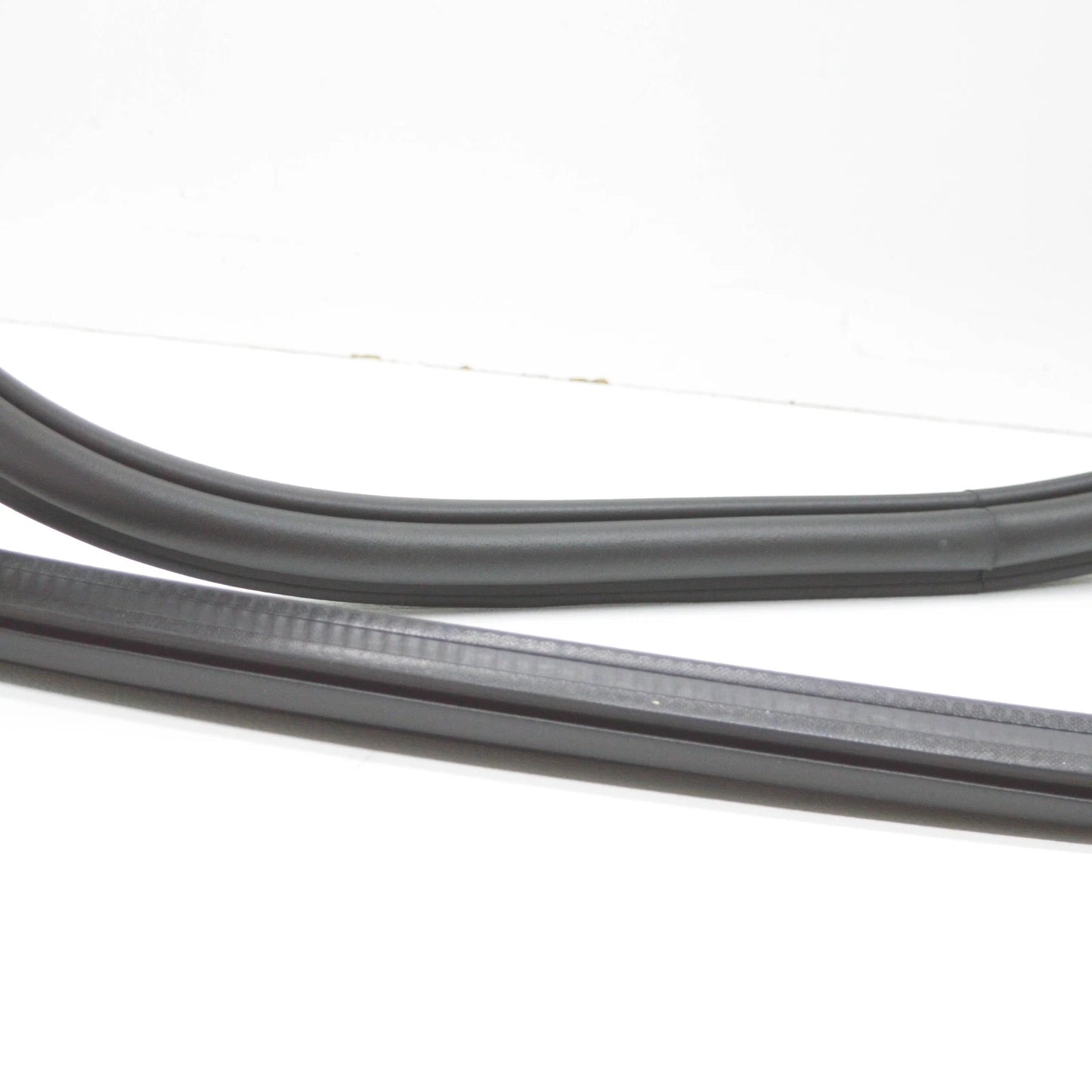 NEW VW SHARAN 7N FRONT LEFT INNER DOOR SEAL RUBBER 7N0867911C9B9 ORIGINAL