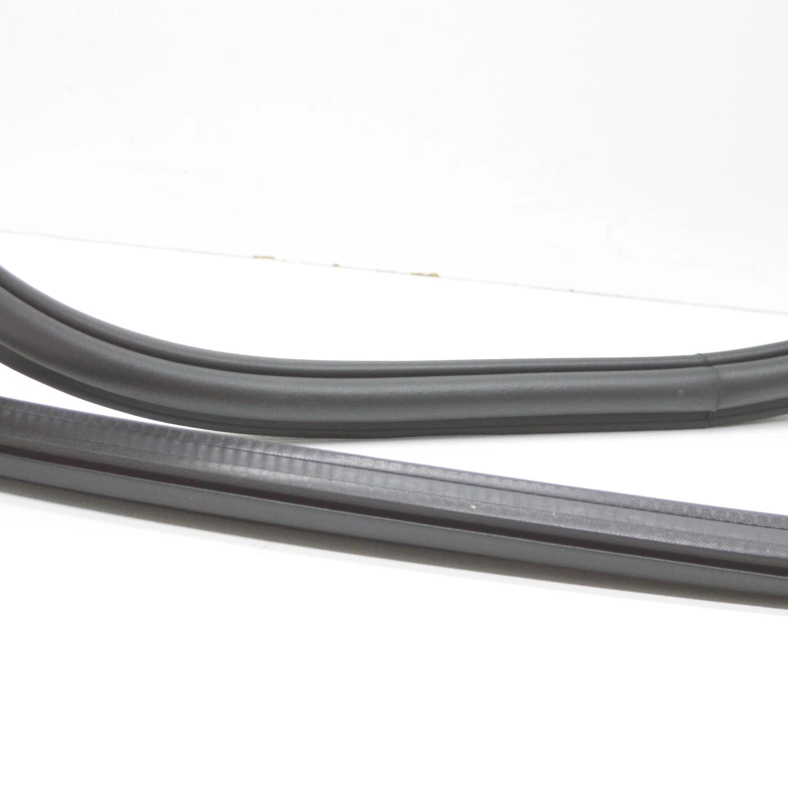 NEW VW SHARAN 7N FRONT LEFT INNER DOOR SEAL RUBBER 7N0867911C9B9 ORIGINAL