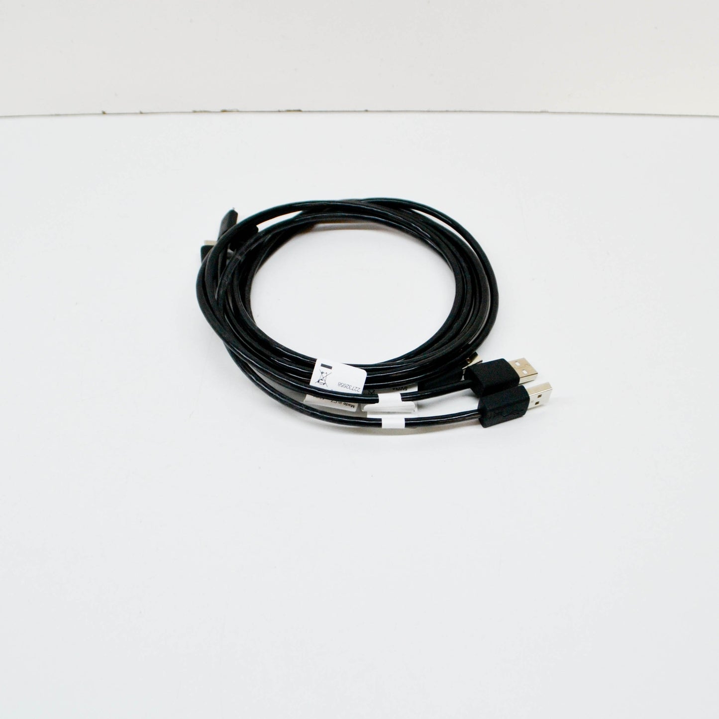 NEW MB CLA C117 IPOD/USB/AUX INTERFACE ELECTRIC LINE KIT A2138202104 ORIGINAL