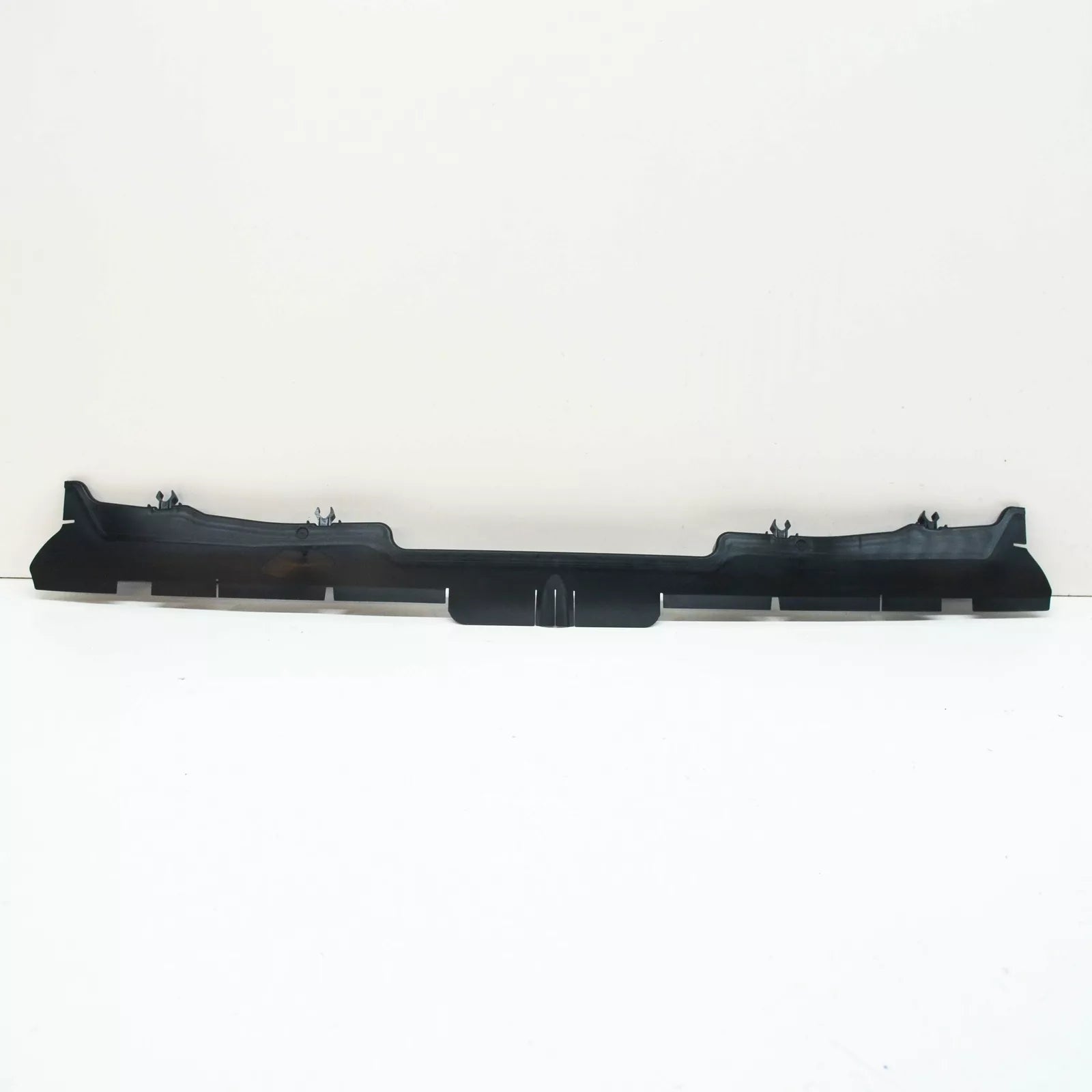 NEW VOLKSWAGEN TIGUAN AD MK2 RADIATOR UPPER COVER 5NN121330C ORIGINAL