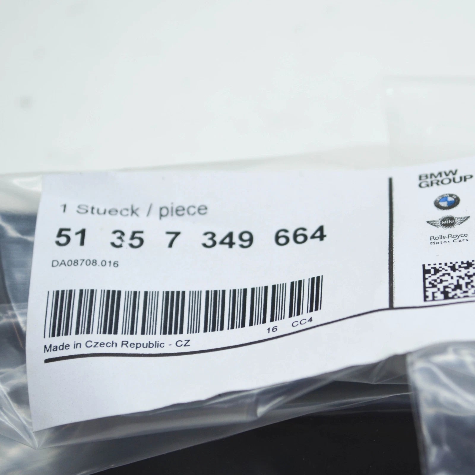 NEW BMW X1 F48 REAR RIGHT DOOR SEAL RUBBER 51357349664 ORIGINAL