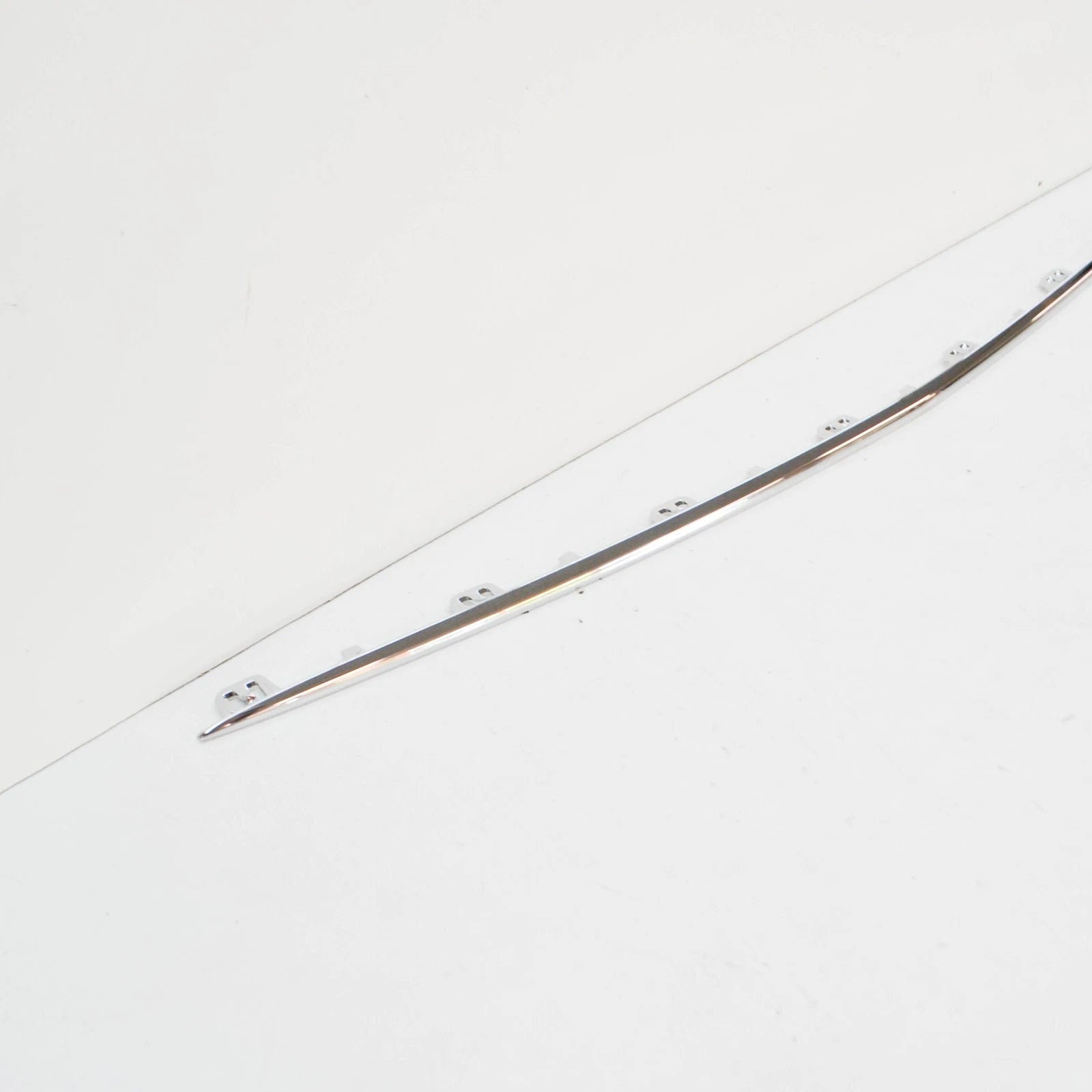 NEW MERCEDES-BENZ B W247 FRONT BUMPER BOTTOM TRIM STRIP A2478854801 ORIGINAL