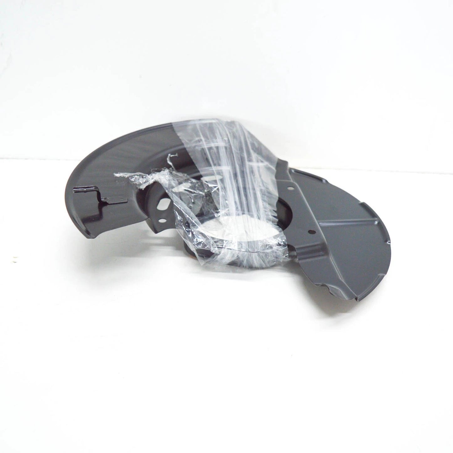 NEW BMW 3 E30 LEFT BRAKE ROTOR SPLASH SHIELD 34111154241 ORIGINAL